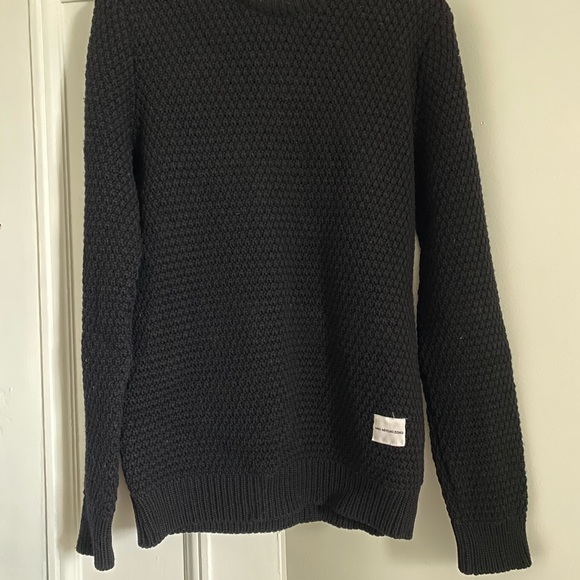 Sweater - Picture 3 of 3